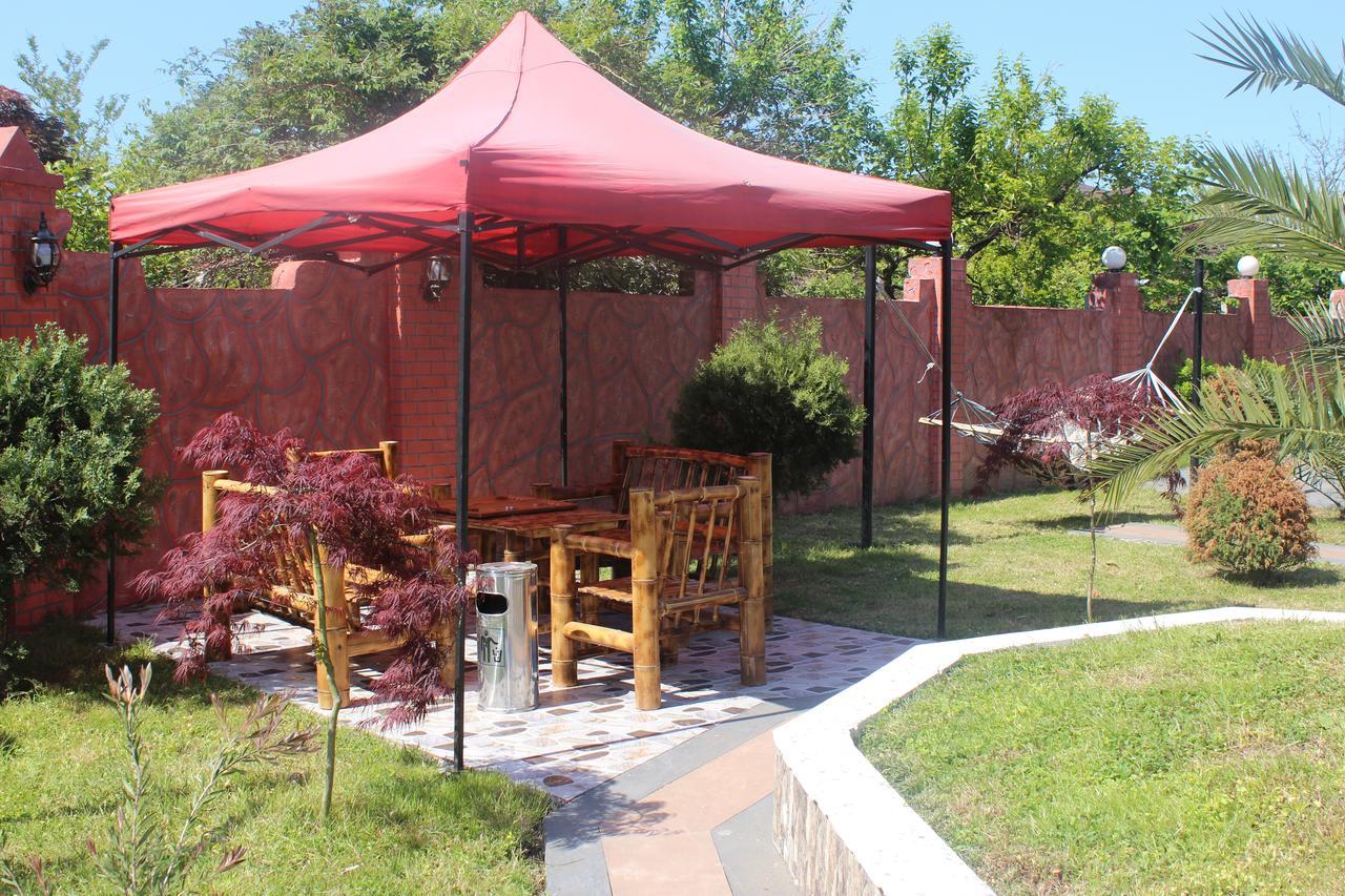 Hôtel Black Sea à Batoumi Extérieur photo