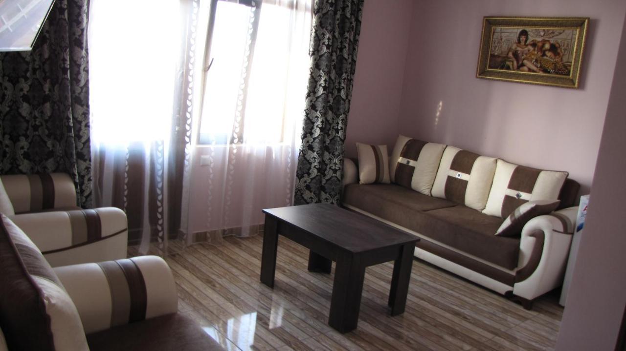 Hôtel Black Sea à Batoumi Extérieur photo