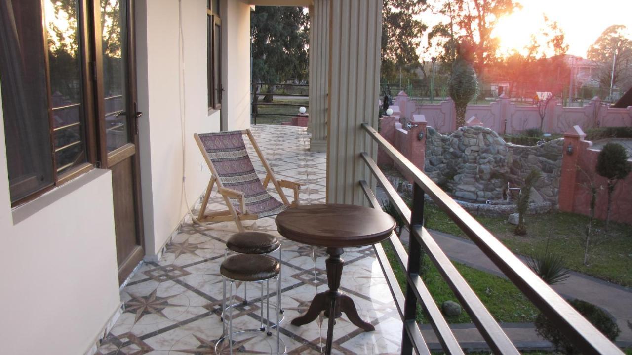 Hôtel Black Sea à Batoumi Extérieur photo