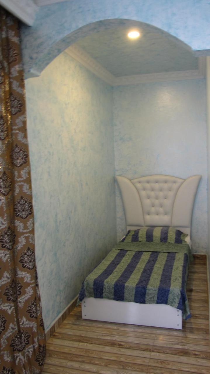 Hôtel Black Sea à Batoumi Extérieur photo