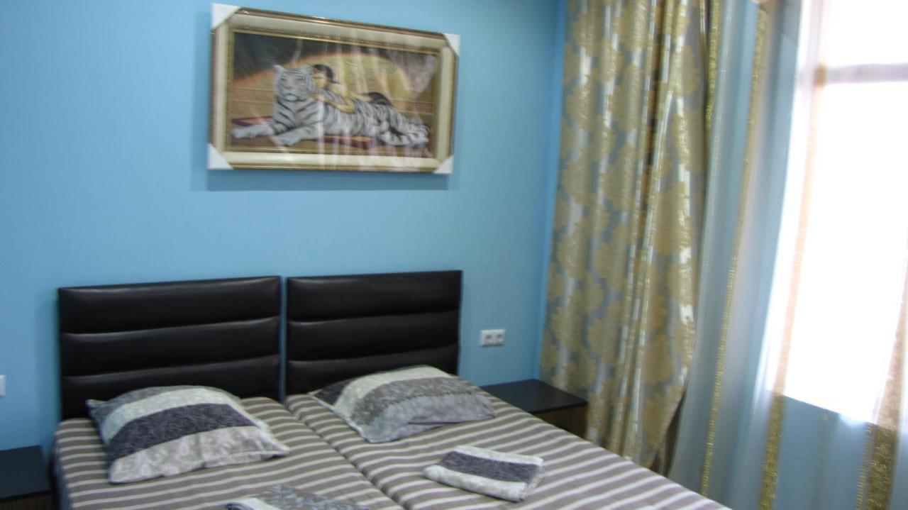 Hôtel Black Sea à Batoumi Extérieur photo
