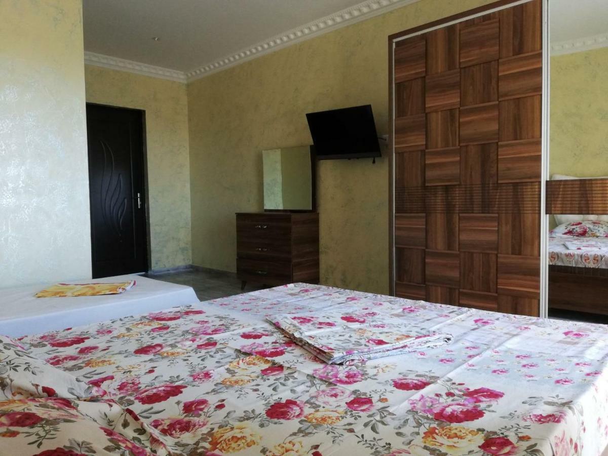 Hôtel Black Sea à Batoumi Extérieur photo